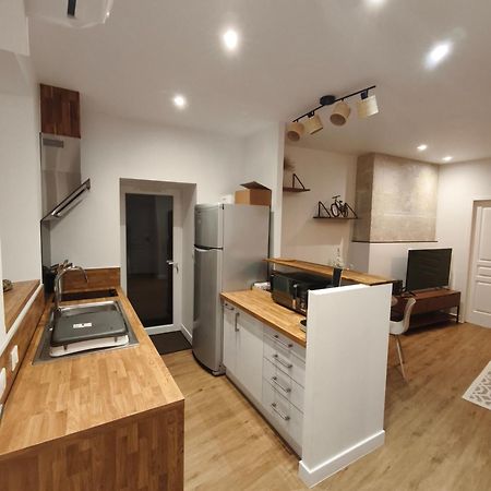 Appartement Centre Ville Historique Avec Terrasse Et Climatise Périgueux Zewnętrze zdjęcie
