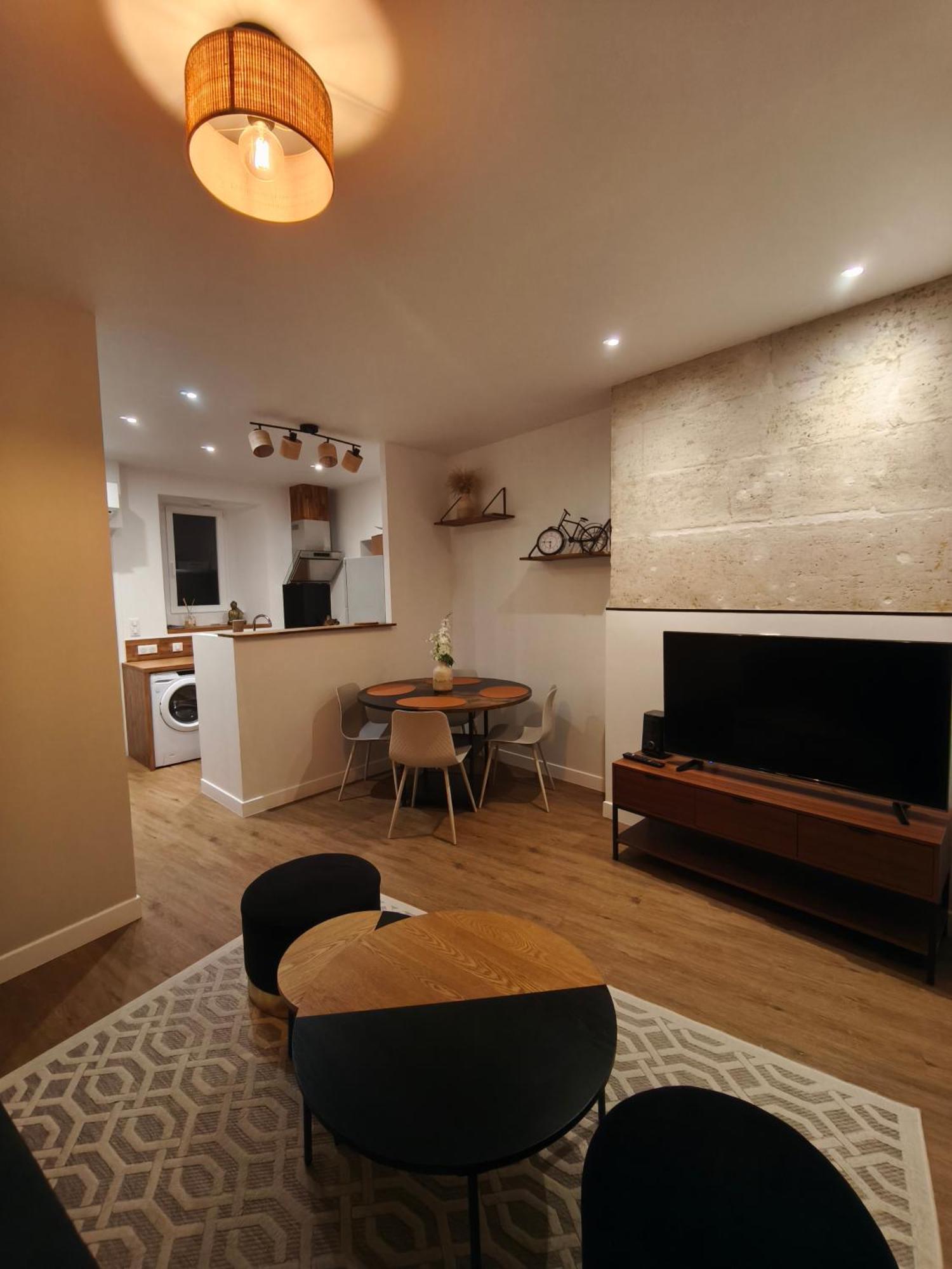 Appartement Centre Ville Historique Avec Terrasse Et Climatise Périgueux Zewnętrze zdjęcie